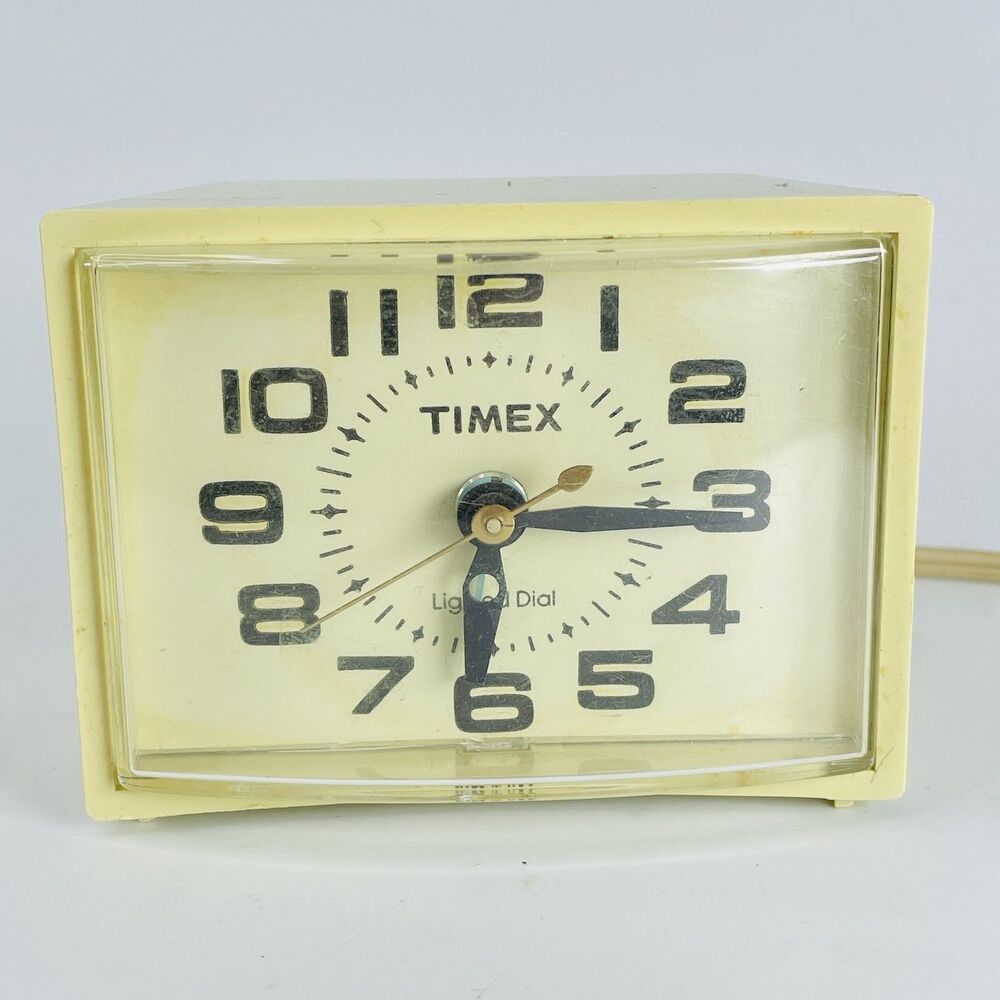 Vintage Timex Electric Alarm Clock Lighted Dial Model 7299-3A USA